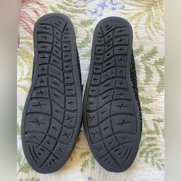 Black Crochet Bobs - Picture 6 of 10